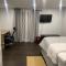 Njoukwe Empire Suite