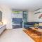 HEITEA LODGE - 6 min airport, Wifi, AC & Parking