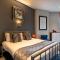 9 Bed in Woolverstone 62352 - Freston