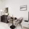 Cozy Studio in Beverly Residence, JVC by Suiteable - Dubaj
