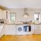3 Bed in Stoborough DC157