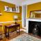Cathedral Views Period Townhouse w/ Free Parking - Salisbury
