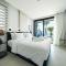 Waterside Sea View Apartments