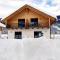 Holiday Home Haushälfte Alpenchalets by Interhome