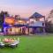 StayVistas Palm Perle Villa - Pet-Friendly Retreat with Terrace, Lawn & Pool Table