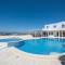 Foto: Cycladic Islands Hotel & Spa 70/110