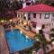 Coastal Suites Apart Hotel ---- 8 minutes walk to beach