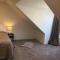 Tarbert large, bright, 4 bedroom flat with harbour views - 塔伯特
