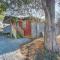 Cozy Cottage with Pool Btwn Knoxville and Pigeon Forge