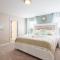 Spacious 5BR Near Disney & Epic Universe