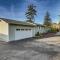Port Townsend Escape with Deck, Bay and Mountain Views - Порт-Таунсенд