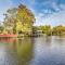 Riverfront Fishers Paradise in Florida with Dock! - Yankeetown