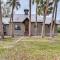 Riverfront Fishers Paradise in Florida with Dock! - Yankeetown