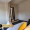 4 Bedroom House, Heathrow Airport, Luxe Inn - Colnbrook