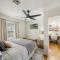 Next to Expo, 5 beds, Hot-tub, corn hole, pets!