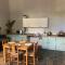 Just-a-bed - Stone Cottage - Graaff-Reinet