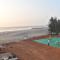 SEA LUXE Beach Resort