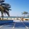 Beach bliss 3BR apartment Corniche Al Raha - 阿布扎比