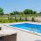 Villa Delle Rondini in Central Istria with Whirlpool and Sauna for 8 persons