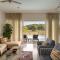 Verona by Hireavilla - 6BR Villa with Pool & Field View in Parra, North Goa
