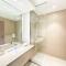 Vibrant 2BR Lake View withPool&Gym Access 430B1 - Abu Dhabi