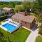 Villa Ferlini in Central Istria with private 10000 m2 Garden - 斯维特温斯纳特