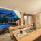 Villa Javor near Pula only 1 km from the beach with sea view and heated pool - Peruški