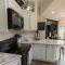 Pet friendly Tiny House Rental with new Access to Guadalupe River NBTX - 新布朗费尔斯
