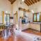 Tuscan Sun With Shared Pool - Happy Rentals