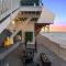 The Malibu 5 - No. 3 - Beachfront 1 Bd w pvt balcony parking beach access - Malibu