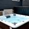 Cellar House NOTL - Entire Home in the Heart of Niagara-on-the-Lake