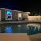 The Oasis - Heated POOL - Tiki Bar - Beach Life!