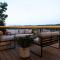 Luxury Lake Oasis ~ Hot Tub ~ Stunning Views ~ Bar - Greenwood Lake