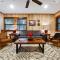 Ridge - A Birdy Vacation Rental