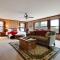 Ridge - A Birdy Vacation Rental