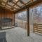 Bee Spring Cabin with Arcade Game Steps to Lake! - Cub Run
