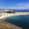 Studio balcon, centre ville, proximité plages, commerces, restaurants, musées...