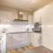 Sullys Cove, stylish apartment near Southwold Pier