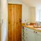 3 Bed in Beaminster 87914 - South Perrott