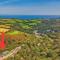 New build Luxurious PALMA VILLA IN CORNWALL! 4miles EDEN PROJECT, 4 miles Beach & Harbour! Open plan, One level Living area Ground floor, Private location, Encllosed Garden, Underfloor Heating, Coffee Machine,near WALKING-CYCLING PATH - St Austell