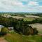 Fibden Farm Glamping - Luxury Safari Lodge - Droitwich Spa