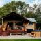 Fibden Farm Glamping - Luxury Safari Lodge - Droitwich Spa