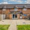 2 Bed in Newport 90247