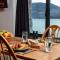 The Ruin - Lochside Cottage dog friendly - Ullapool