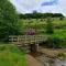 Tanyard Barn - Luxury Hot Tub & Secure Dog Field Included - Old Glossop