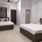 Adarsh Hotel