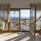 Laneez Ericeira Surf House