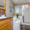 Union Cove in Salt Lake with Secluded Privacy