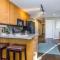 Union Duplex Cove and Woods in Salt Lake with Hot Tub