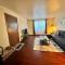 Quiet Cozy 2BR APT Black out Curtains - بيوريا